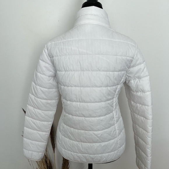 Joe Fresh Women's White Quilted Jacket size medium - Picture 4 of 6
